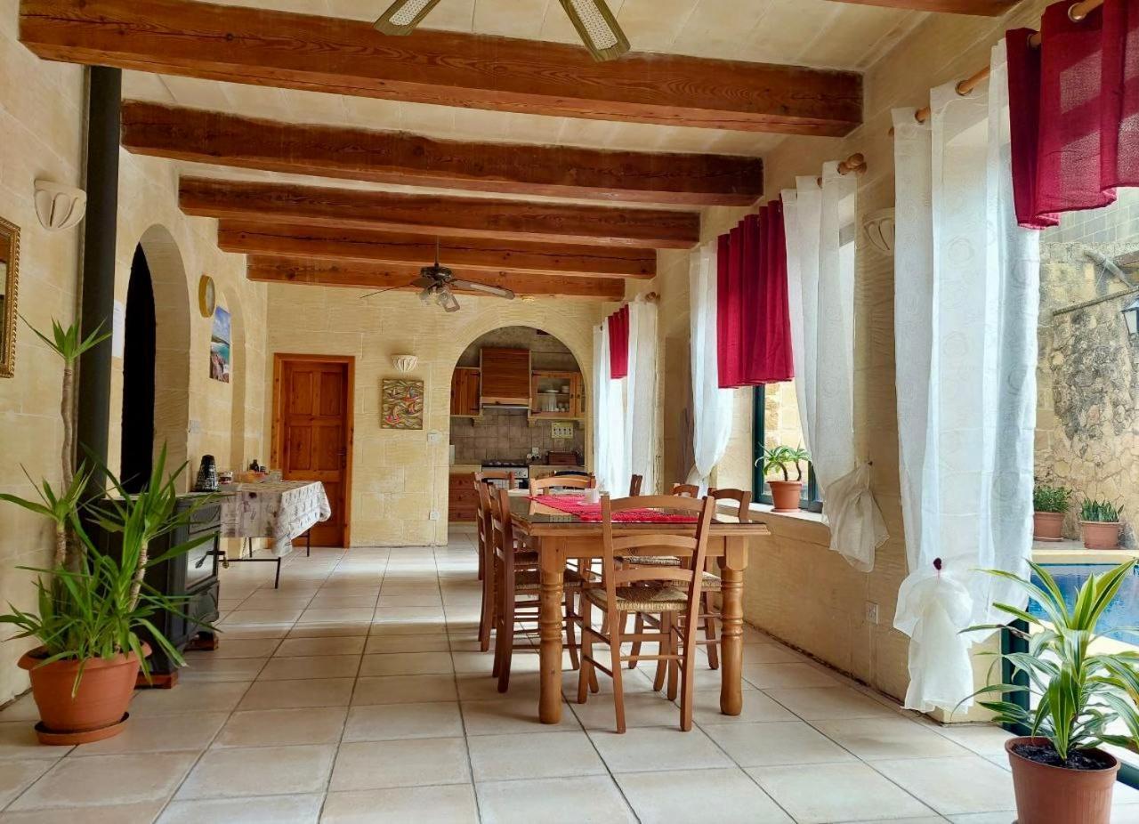 Mj Farmhouse B&B Шаара Экстерьер фото